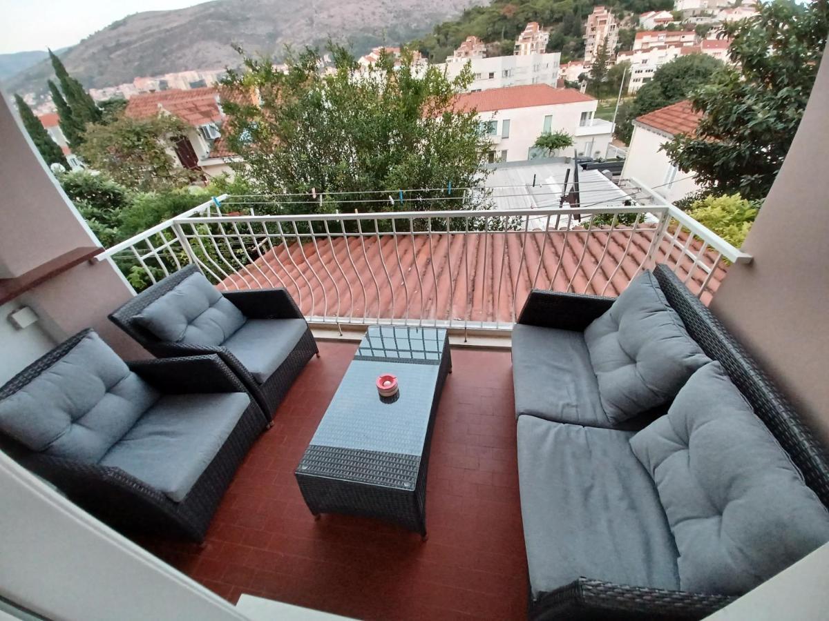 Apartment Sandra Ragusa Esterno foto