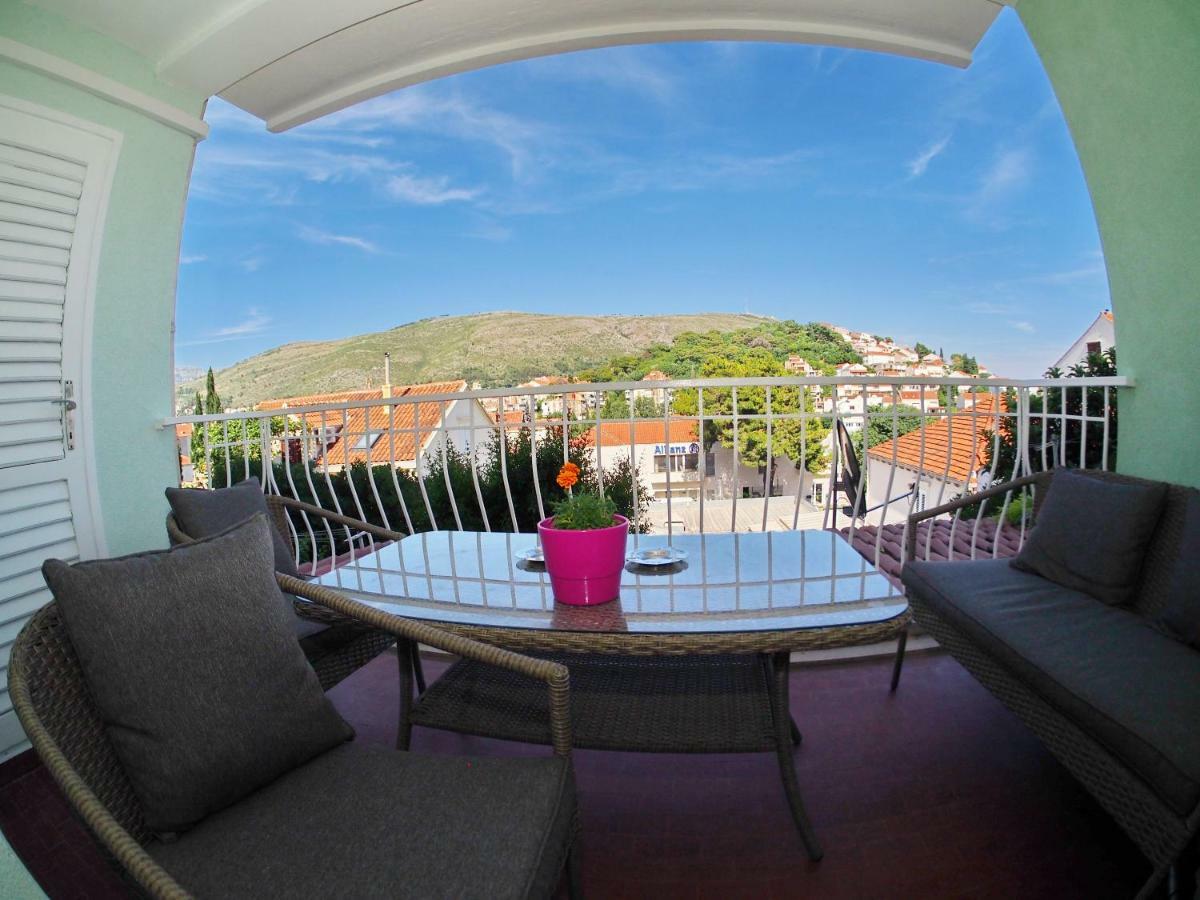 Apartment Sandra Ragusa Esterno foto
